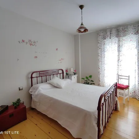 Hébergement de vacances Rucanon 1 La Casa Del Pueblo 4 Estrellas *